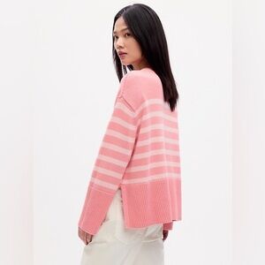 GAP Pink Striped Women's Sweater